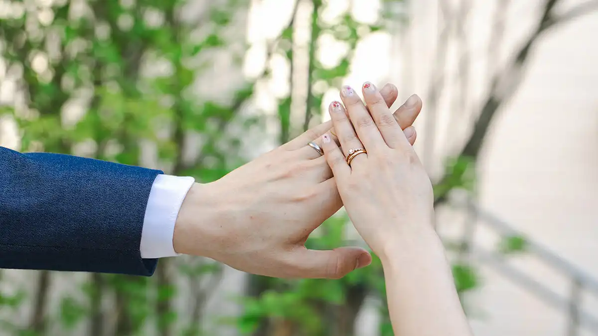 婚約指輪の手作りとオーダーメイドは何が違う？それぞれのメリットは…