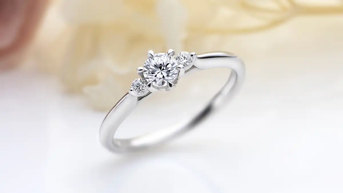 シンプルでかわいい！プロポーズにもおすすめの婚約指輪人気ランキング