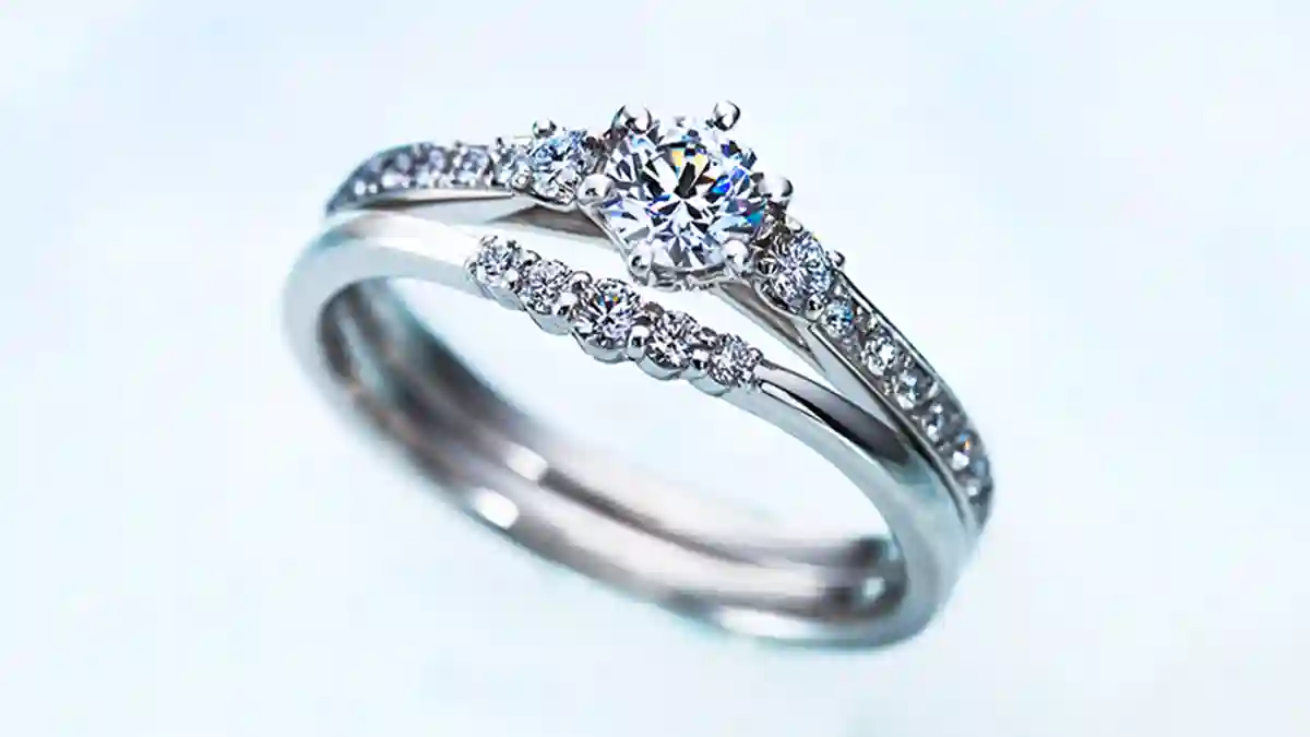 婚約指輪と結婚指輪はセットで選びたい！おすすめの方法は？