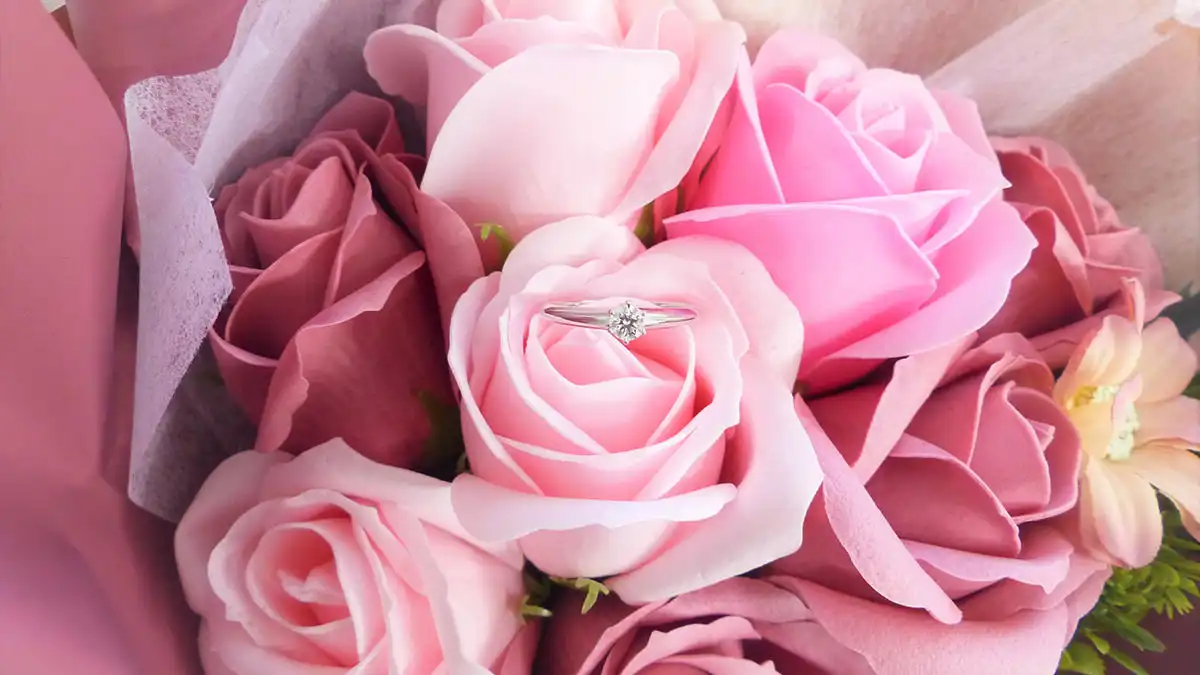 ピンクがかわいい！婚約指輪アレンジに人気のデザイン5選