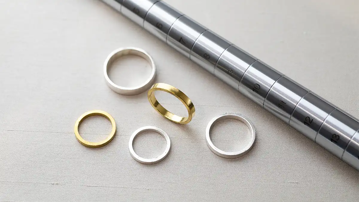 結婚指輪を手作りしたい人必見！手作りの結婚指輪におすすめのお店とは？