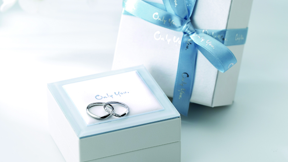 シンプルだからこそ際立つ品質。Only Youの日常に溶け込む上質な結婚指輪