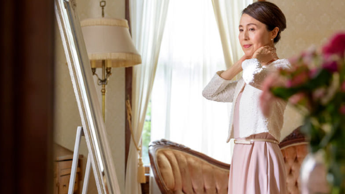 「指輪はあまり着けない」派のあなたへ。ジュエリーリフォームでネックレスにする選択肢